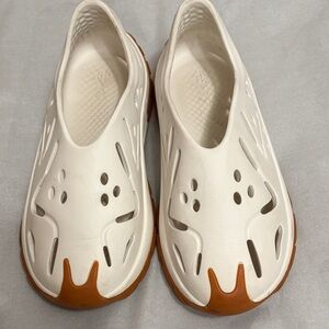 SIA Collective EVO Foam Mens  Shoes Size 10/11